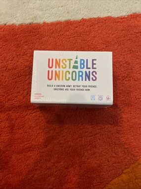 Card Game - Rainbow Design